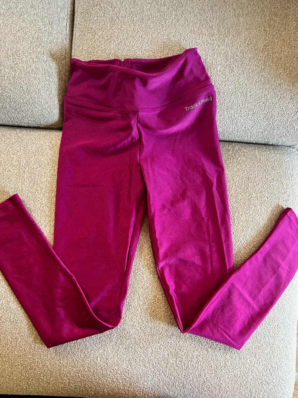 Track & Field Brazil Metallic Fuchsia High-Waisted Leggings | Medium